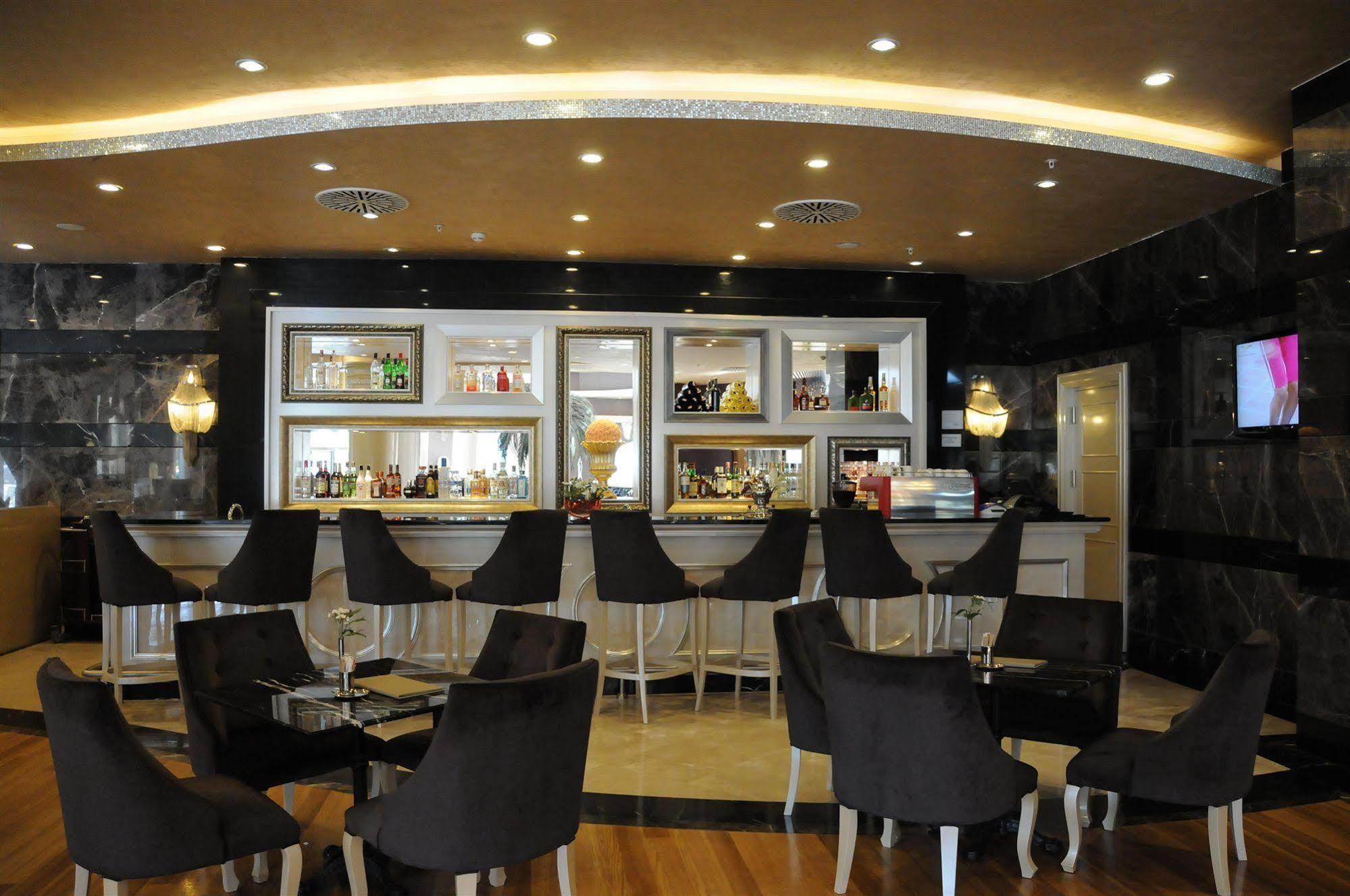 Limak Eurasia Luxury Hotel Istanbul Exteriör bild